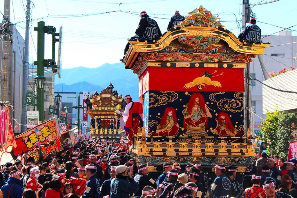 Chichibu Yomatsuri chars au Japon